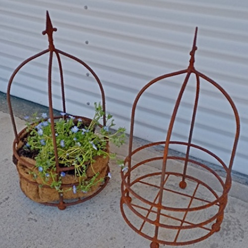 Decorative plant holder